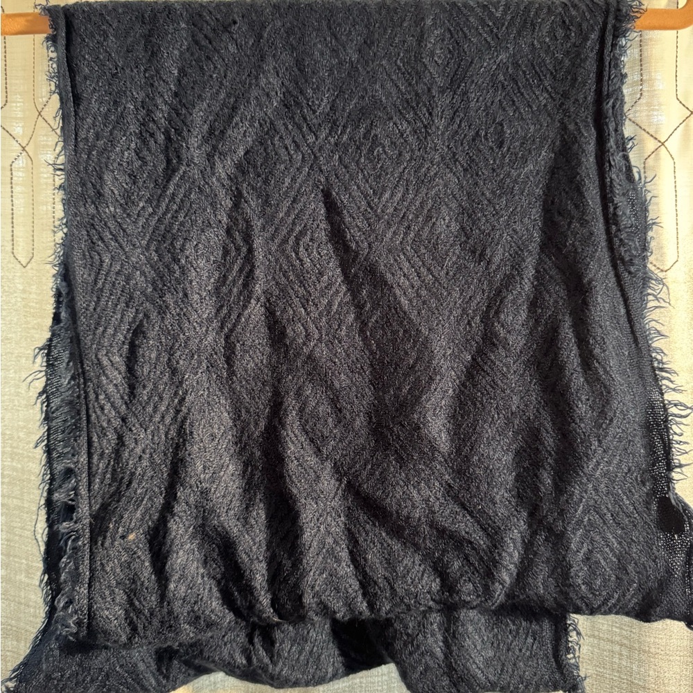 Attention Navy blue & Black Textured Men’s  Scarf